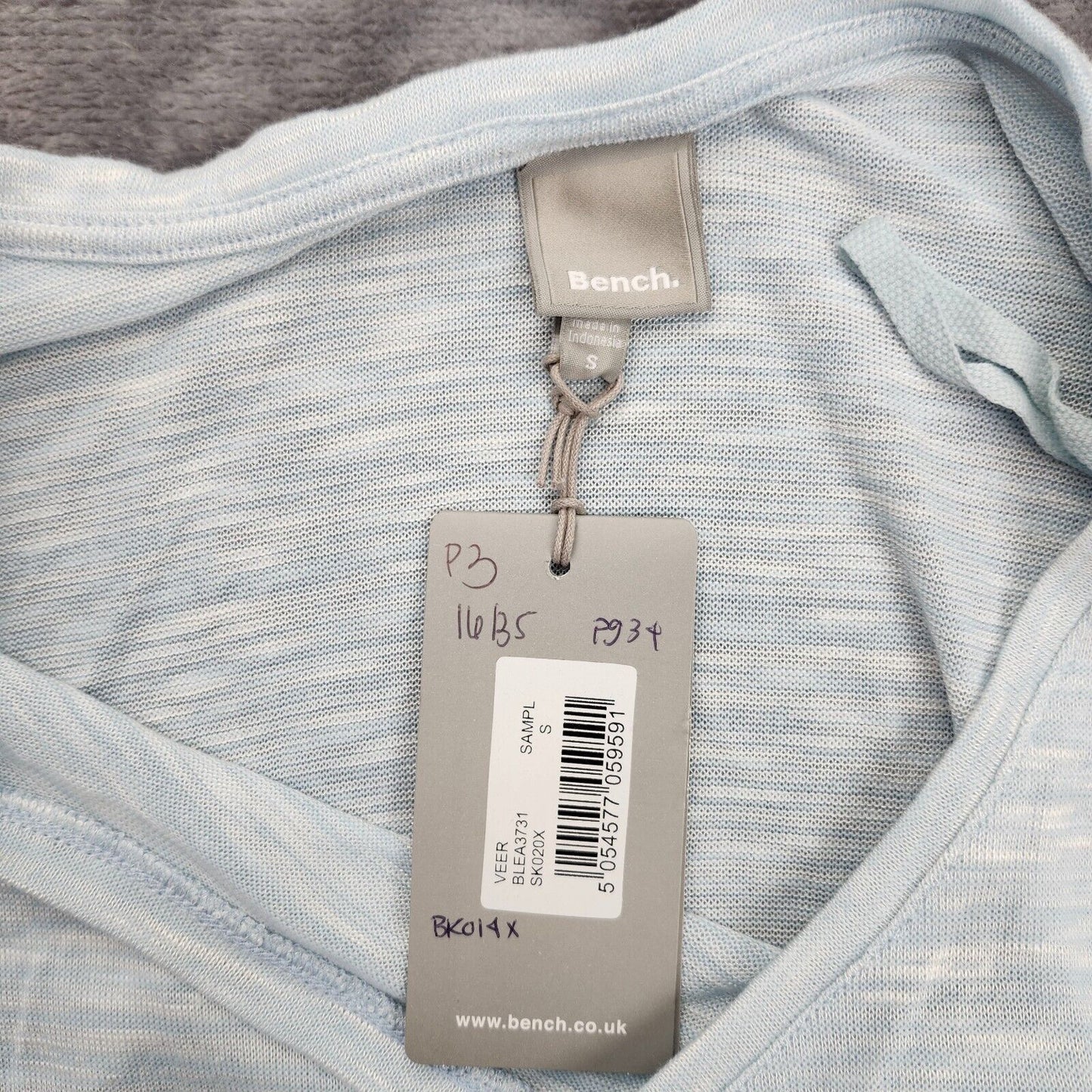 NWT Bench Urban Wear Womens 3-4 Sleeve Top Size Small Light Blue