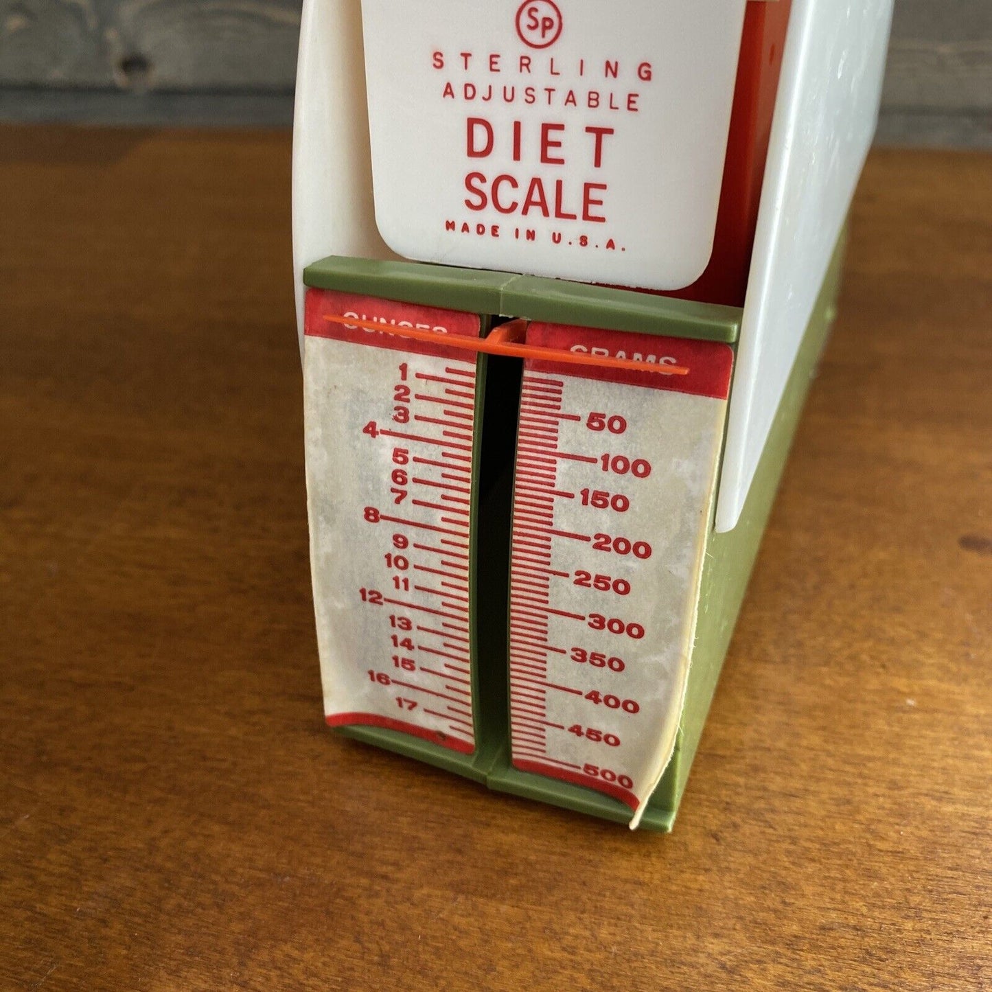 VTG Sterling Adjustable Diet Scale. Measures up to 18 oz, 500 grams USA Made