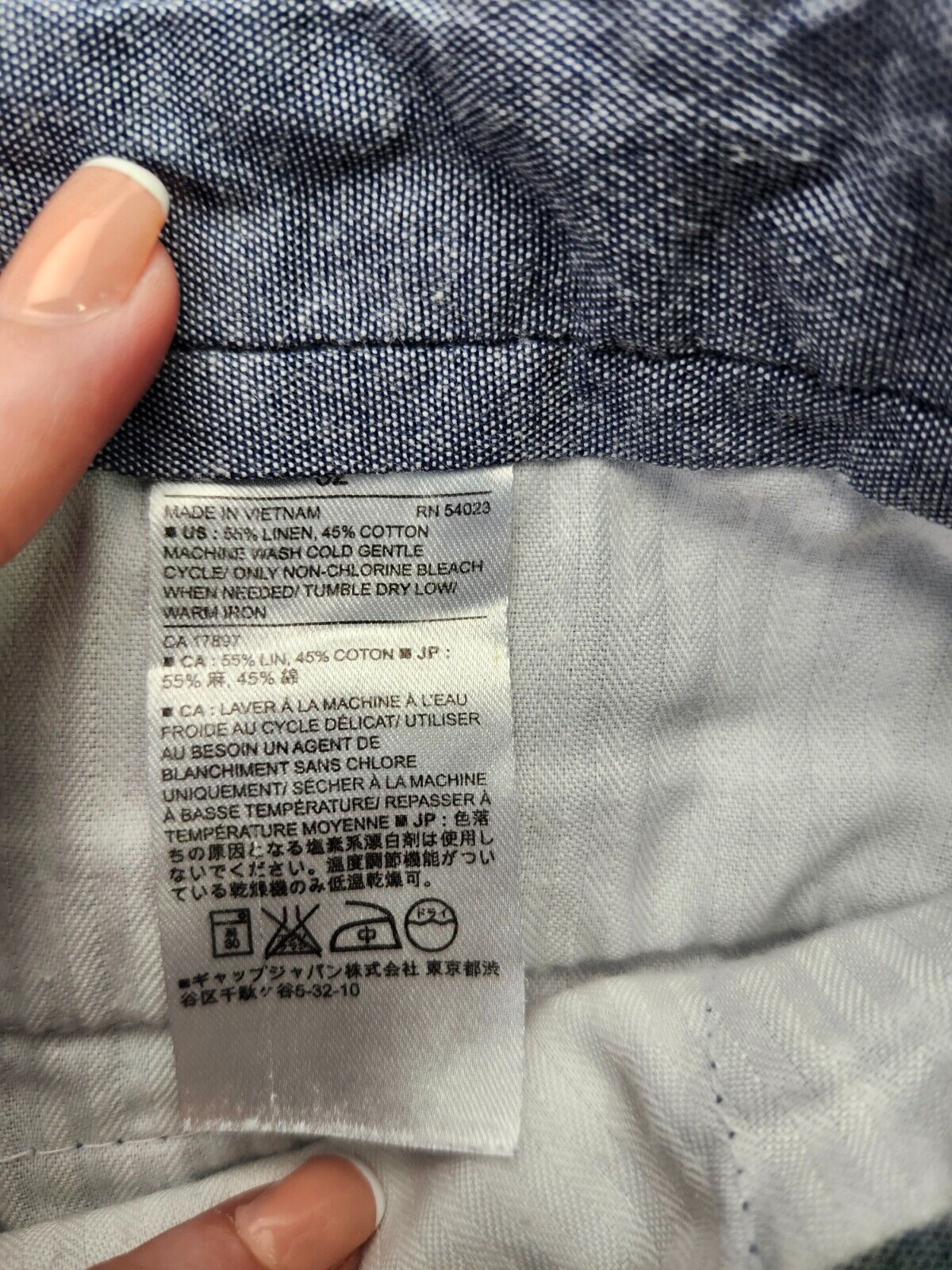 Banana Republic Denim patterned Chino Shorts Size 32
