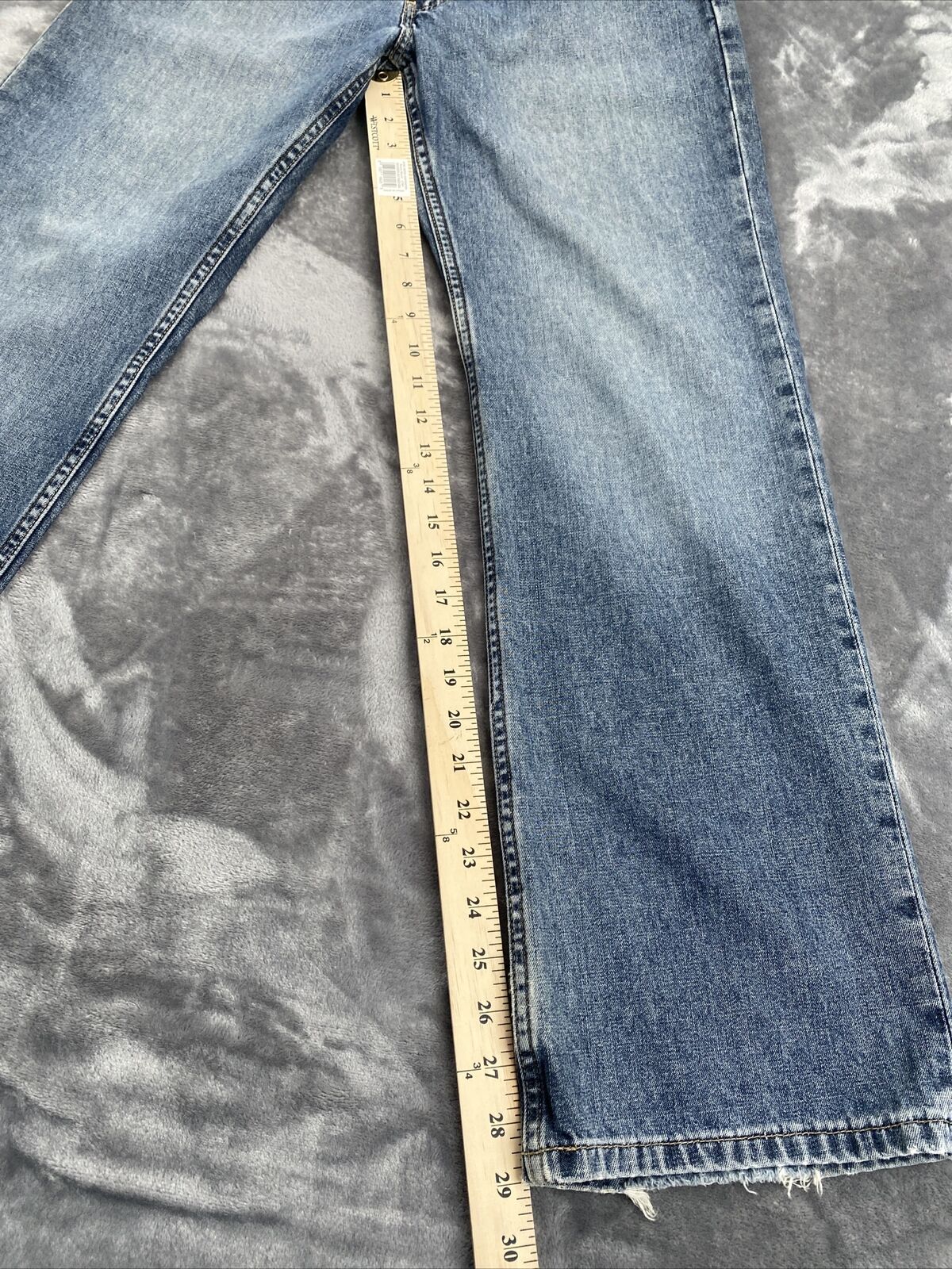 Old Navy Mens Y2K Famous Bootcut Jeans Size 30 x 30 100% Cotton