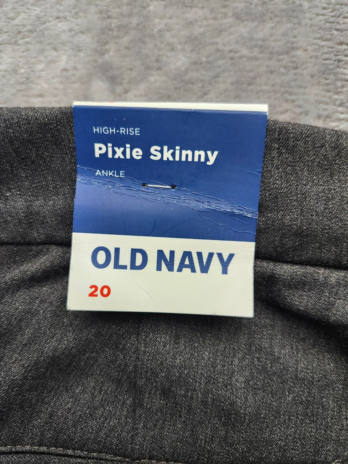 Old Navy high rise pixie skinny secret smooth pockets size 20