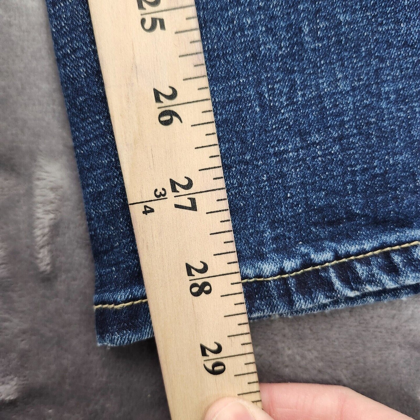 Flamingals Women's Straight Leg Faded Blue Jeans Size Small