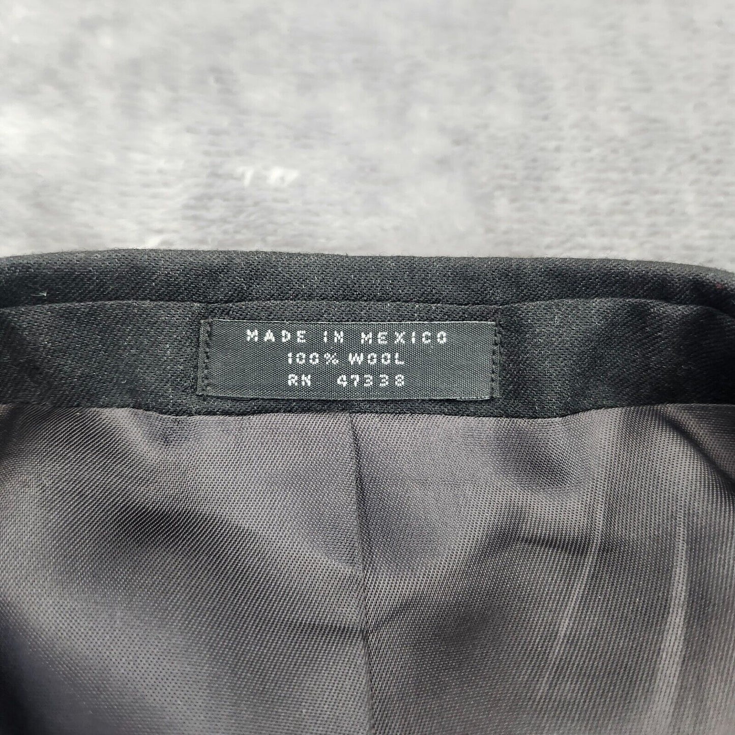 100% Wool Tuxedo Set Jacket Size 50 L, Pants 40x30