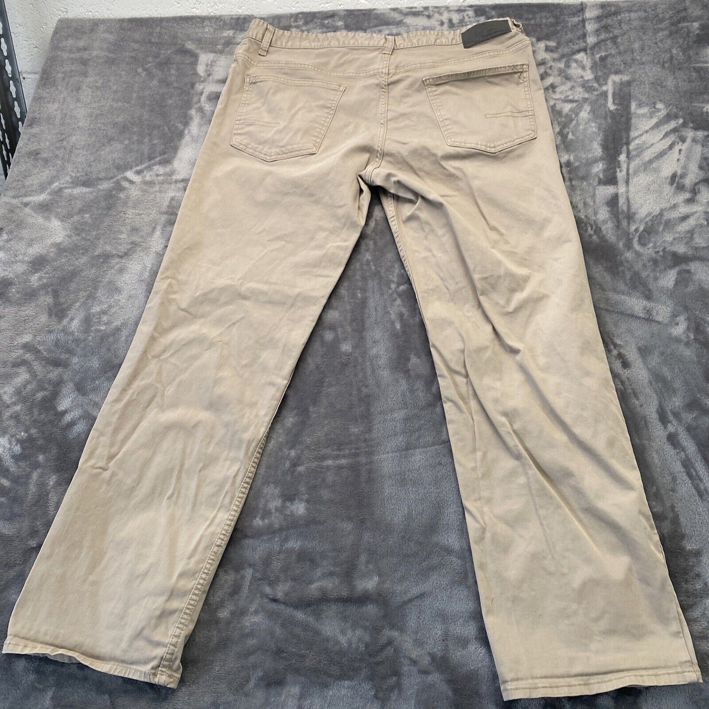 Calvin Klein Men’s Jeans 38x32 Khaki Straight Fit