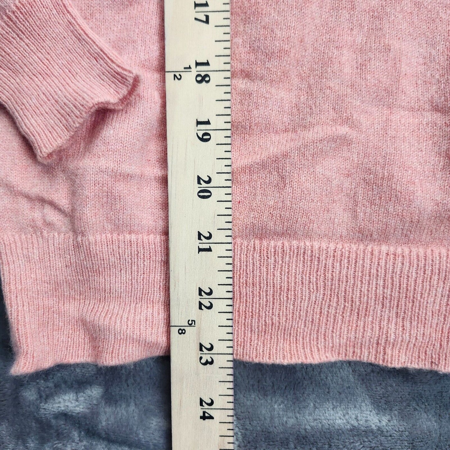 ANN TAYLOR PETITE 100% CASHMERE XXSP V-neck Pink Knit Sweater