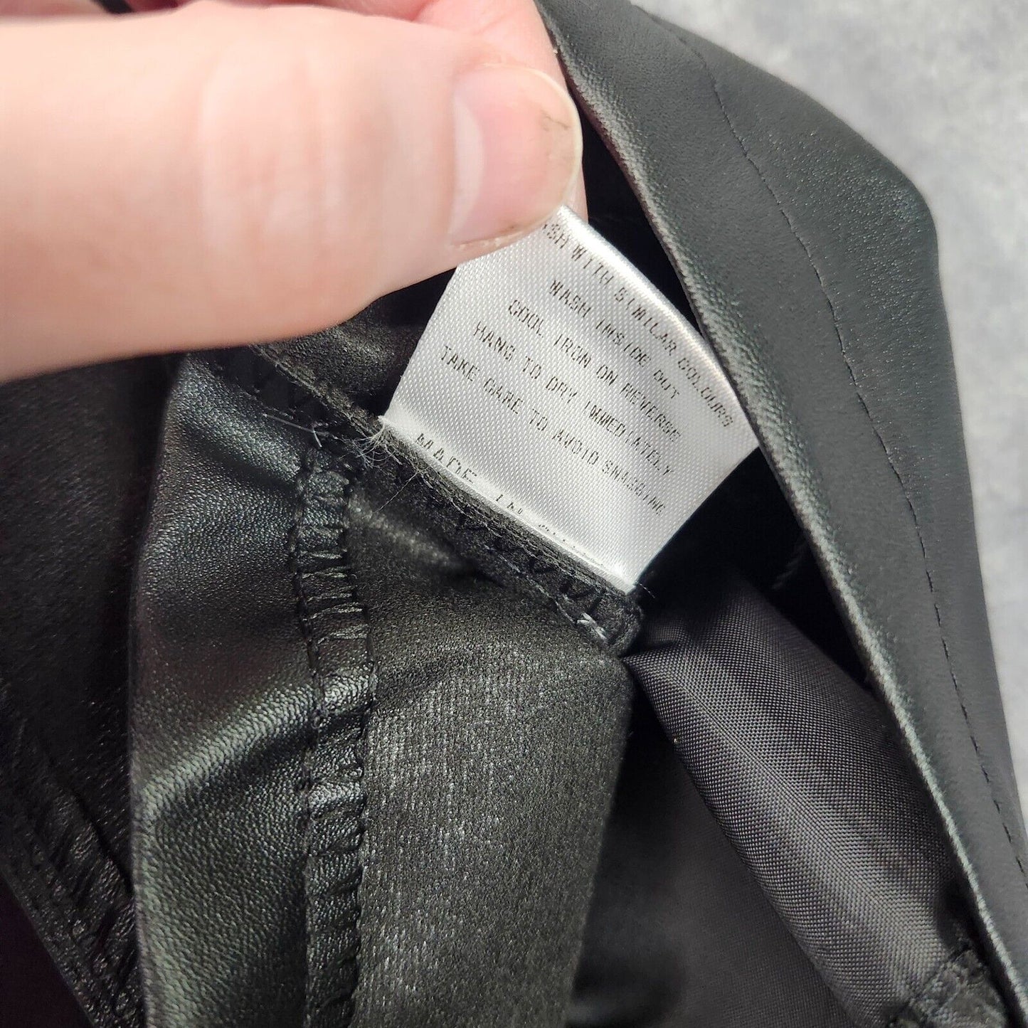 MICAS Womens Black Faux Leather Mini Skirt / Skort Size Small