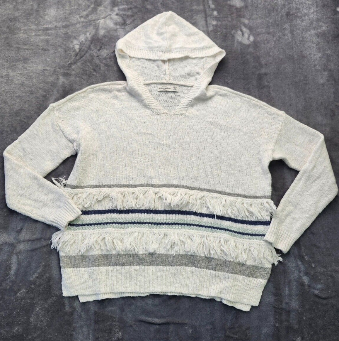 Abercrombie kids knit sweater size 15/16