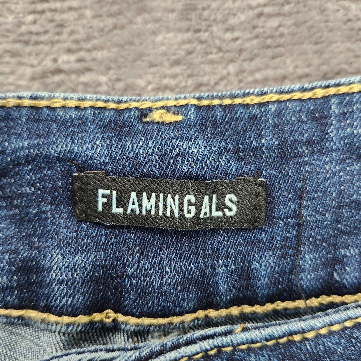 Flamingals Women's Straight Leg Faded Blue Jeans Size Small