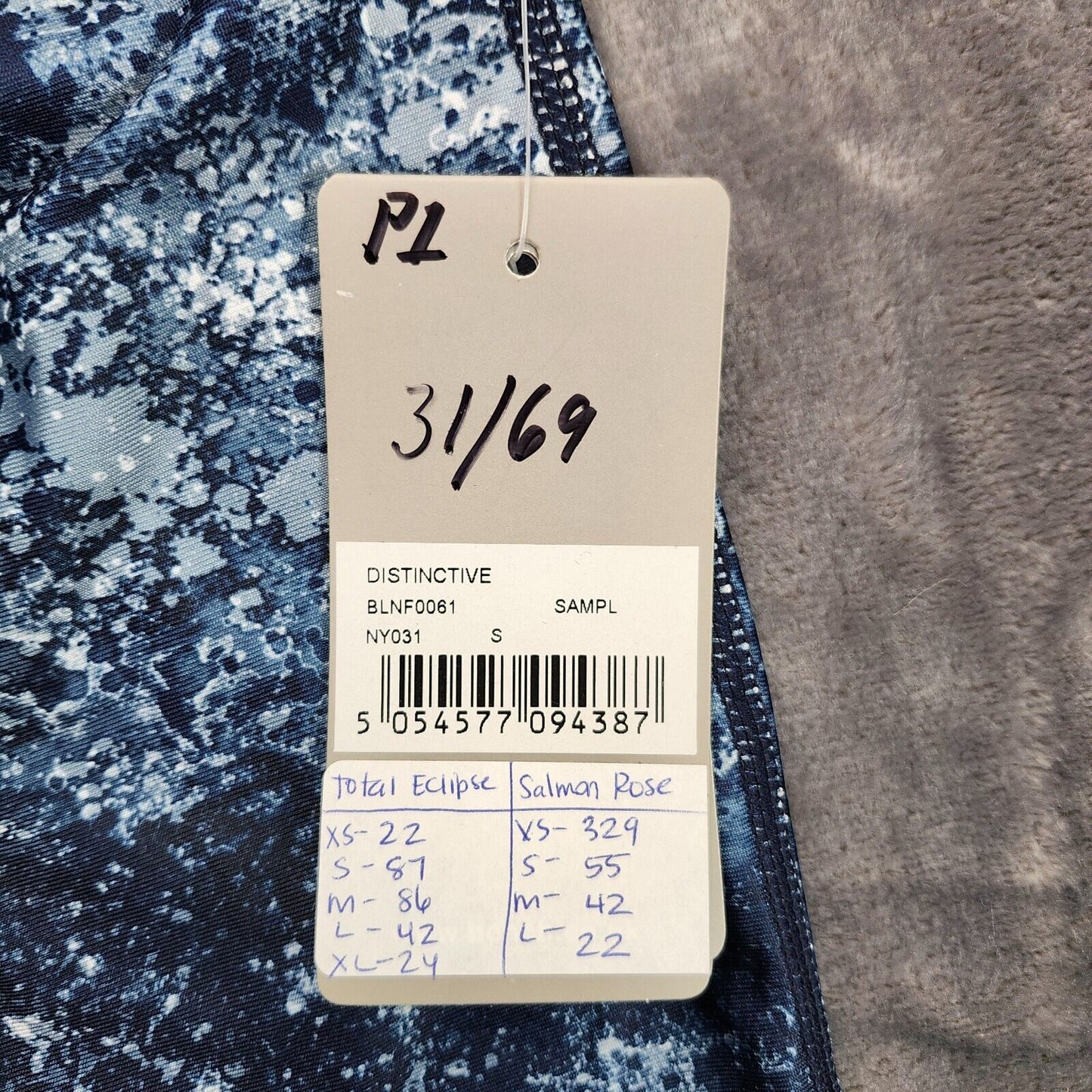 NWT Bench Urban Wear Womens Athletic pants Skinny Size Small Blue