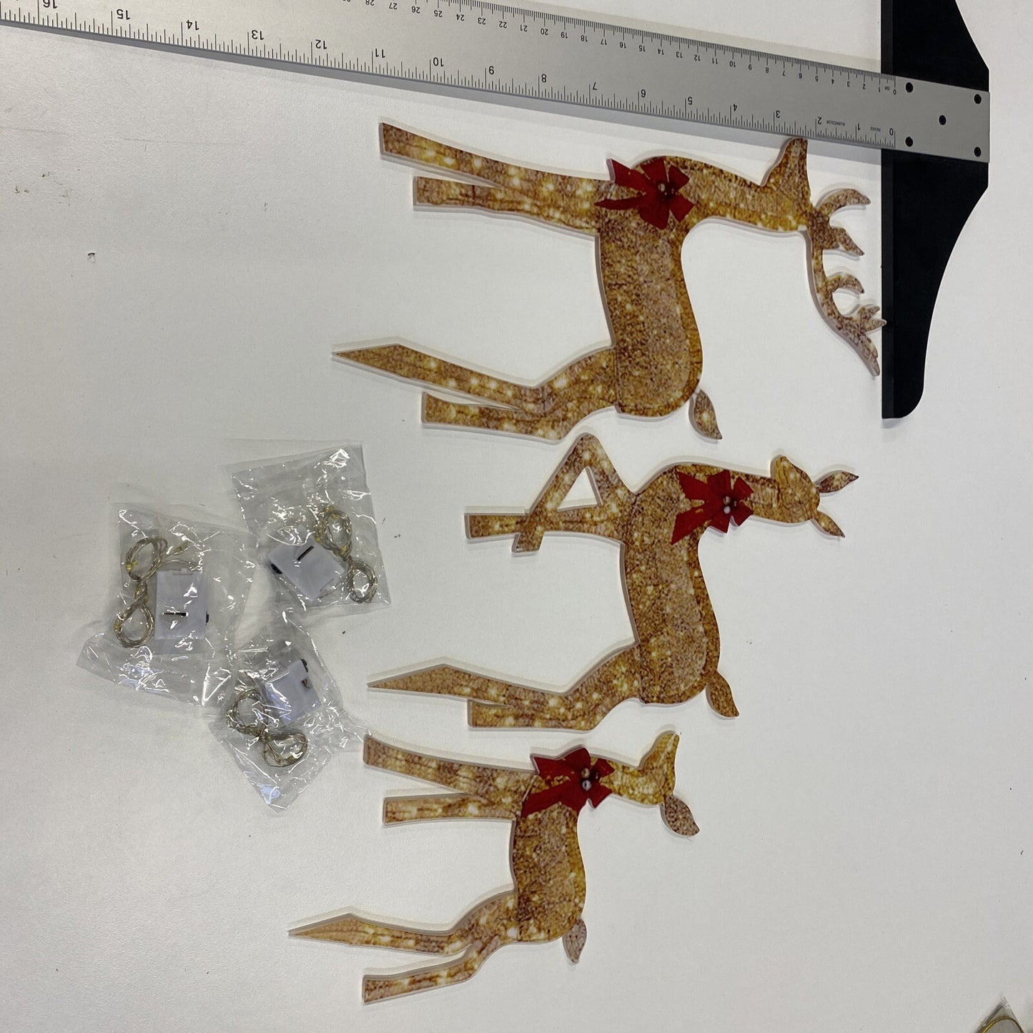 christmas reindeer 3 pack with lights craft kit
