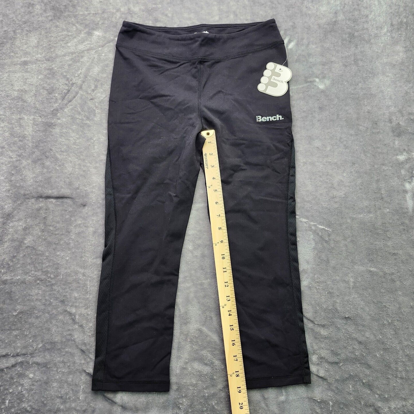 NWT Bench Urban Wear Womens size Small Black Yoga Capri Pants