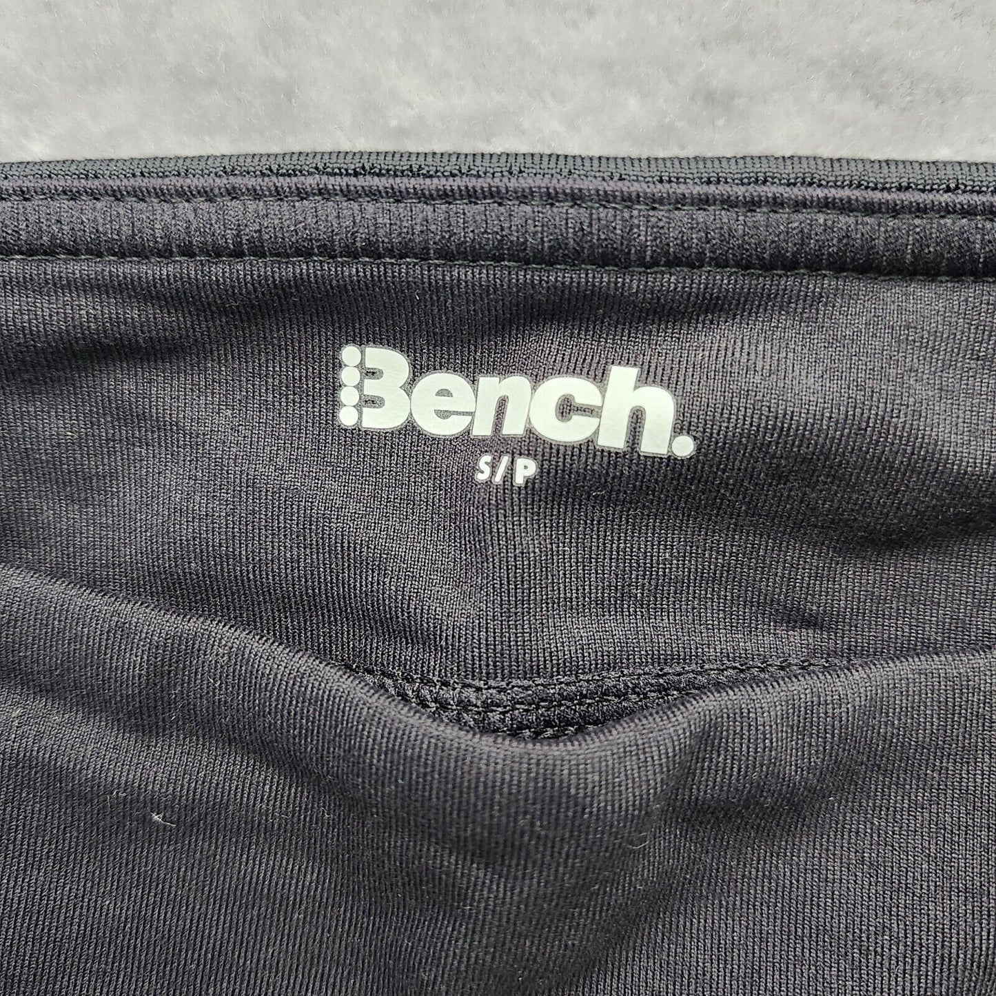 NWT Bench Urban Wear Womens size Small Black Yoga Capri Pants