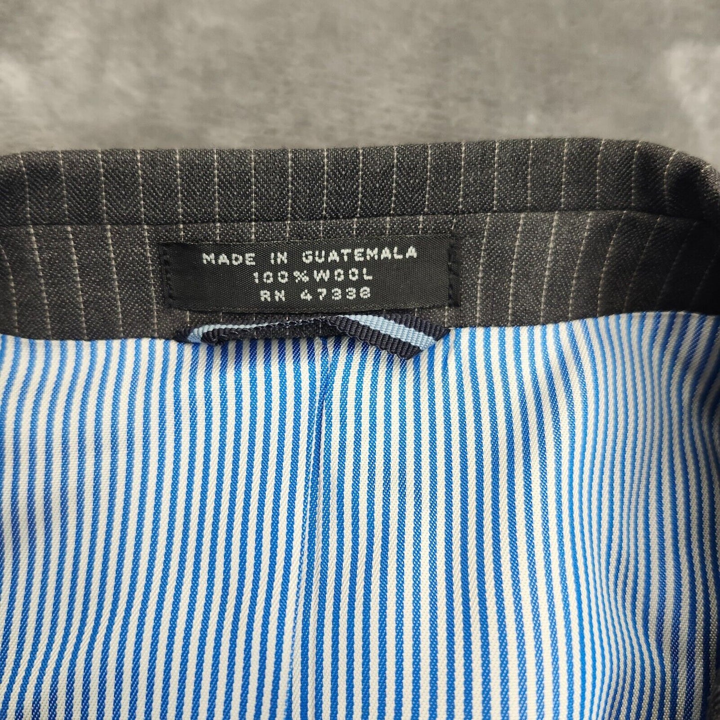 Tommy Hilfiger Men's Suit Jacket Gray Pin Strip Two Button 100% Wool 46 L