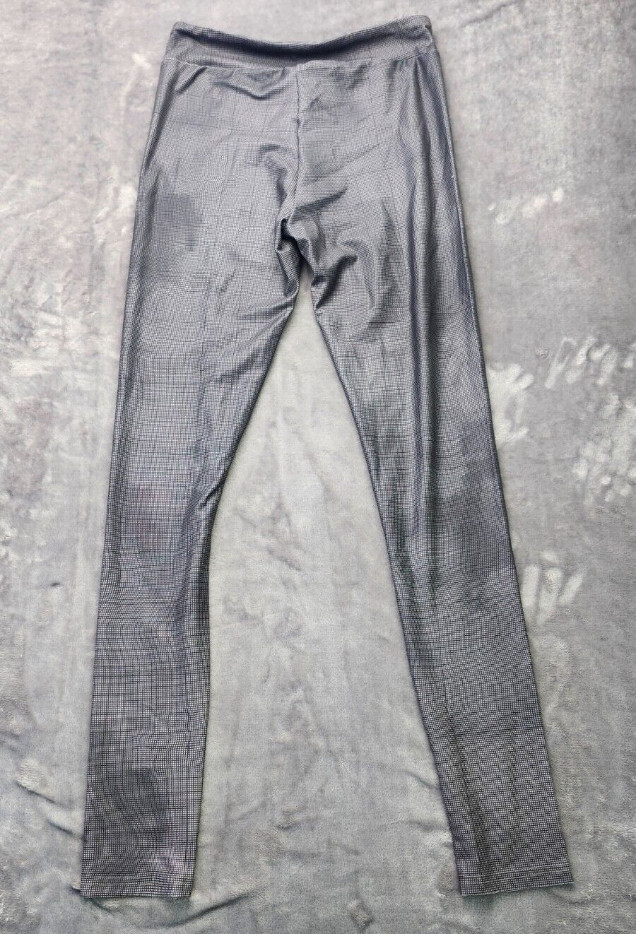 NWT Bench Urban Wear Womens Yoga pants Size Small Gray
