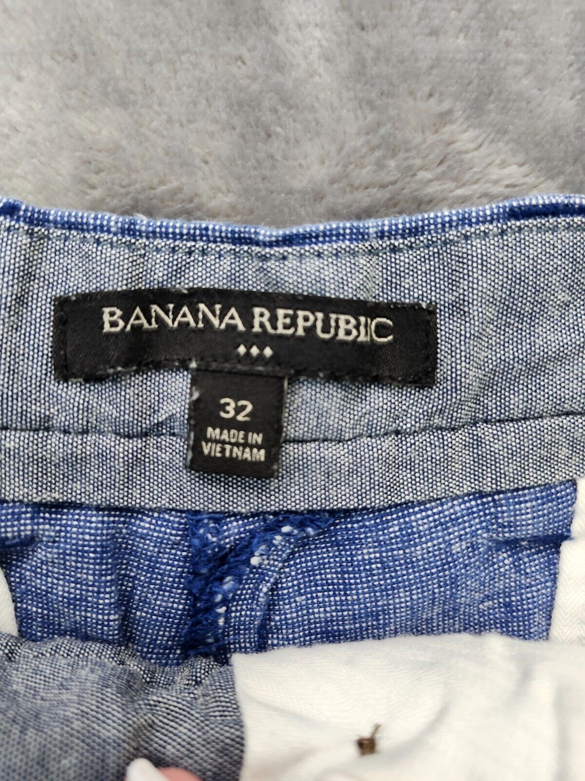 Banana Republic Denim patterned Chino Shorts Size 32