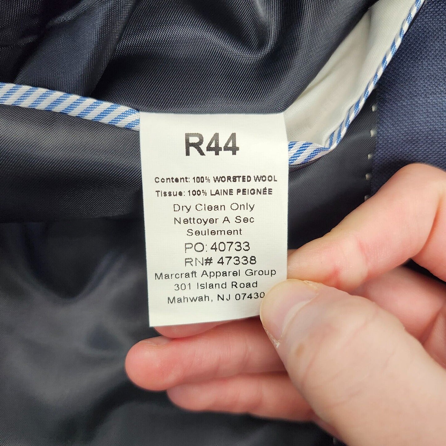 NWoT Tommy Hilfiger Navy Suit Jacket Notch Lapel 2 Button 44 Regular 100% Wool