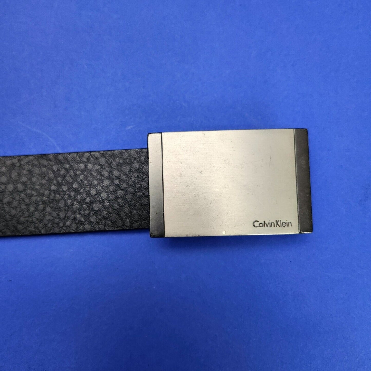 Calvin Klein Men's 36mm Genuine Leather Minimalistic Buckle Belt Black