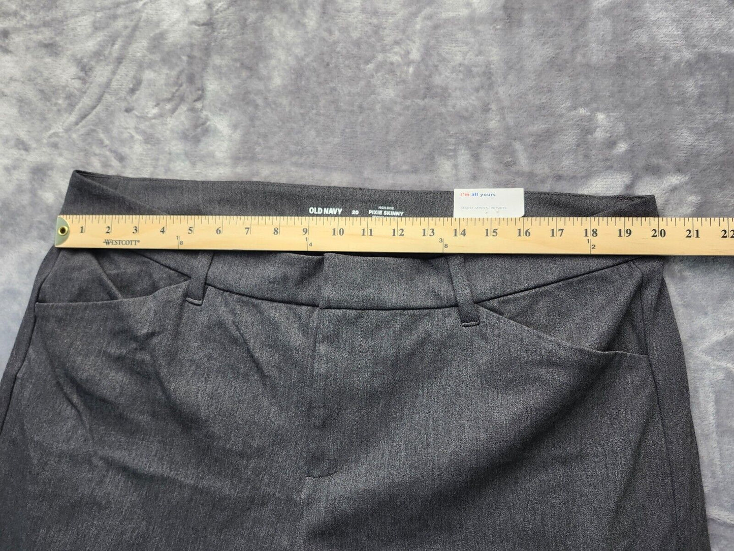 Old Navy high rise pixie skinny secret smooth pockets size 20