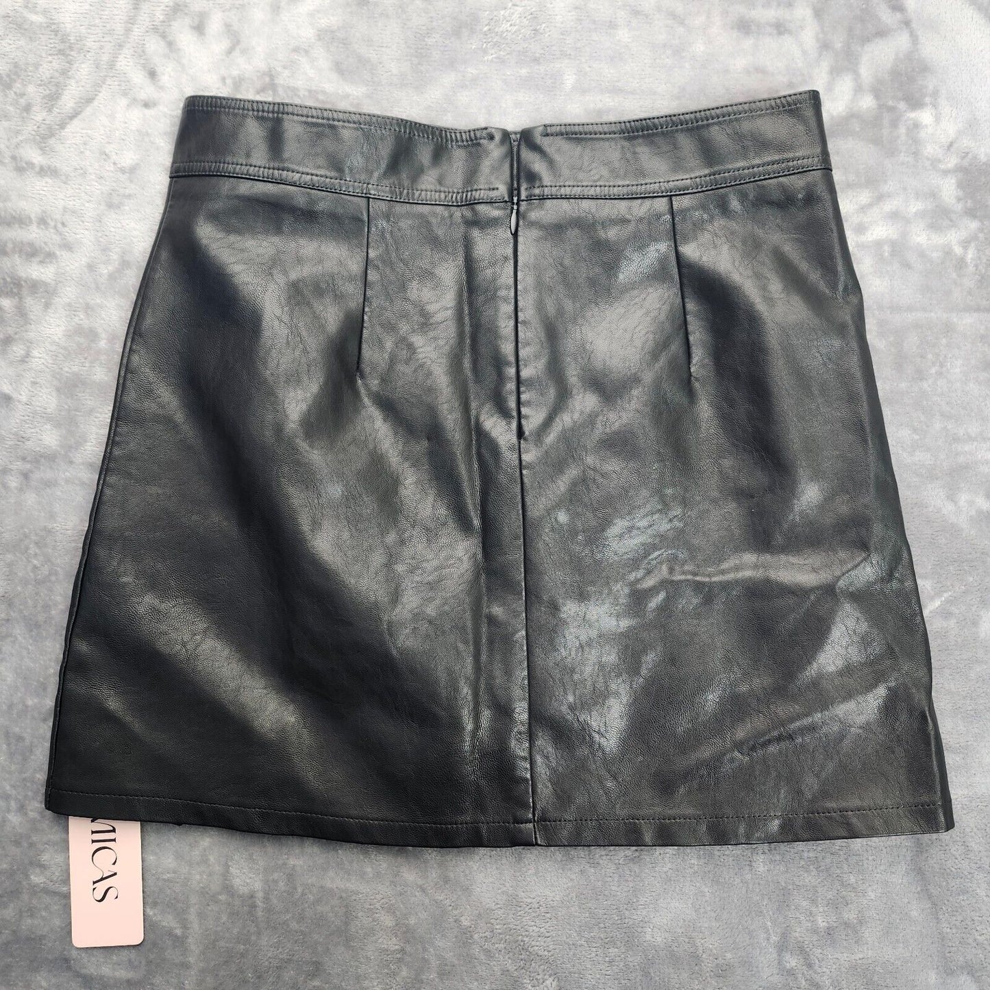 Finesse Faux leather mini skirt with side zip size Large