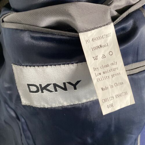 DKNY Men’s Blazer Sports Coat Suit Jacket Wool Blue Size 40R