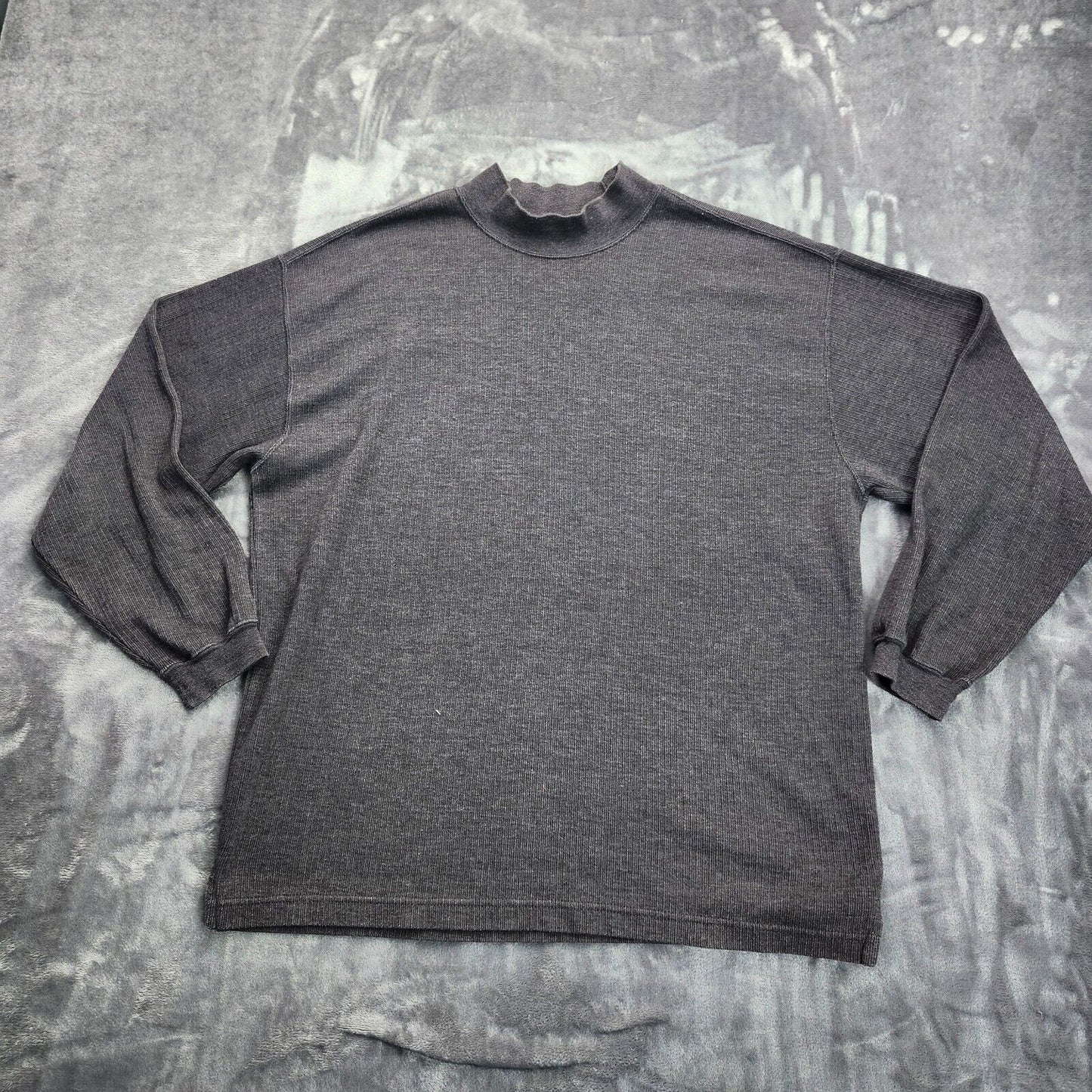 VAN HEUSEN Mens grey Turtleneck Sweater shirt long sleeve Size Small