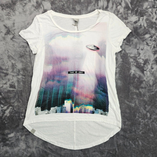 Bench Urban Wear Womens Cap sleeve Graphic T-Shirt UFO over City Size Small