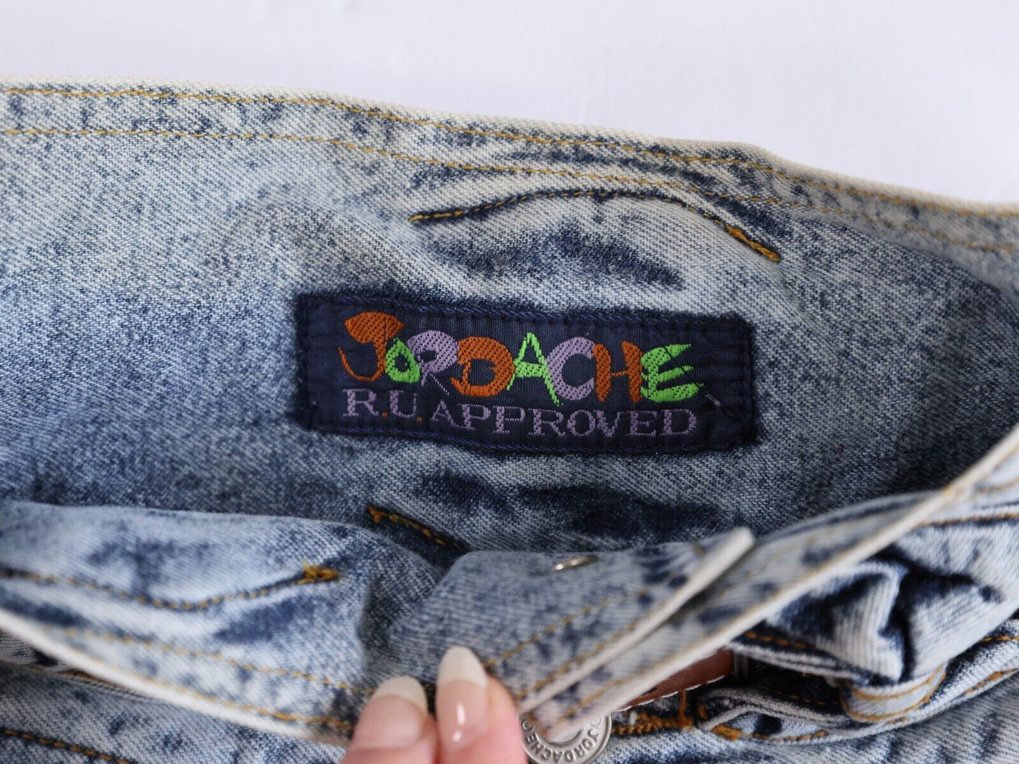 Vintage/Retro Jordache Denim Blue Jean High-Waisted Shorts Sz 7/8