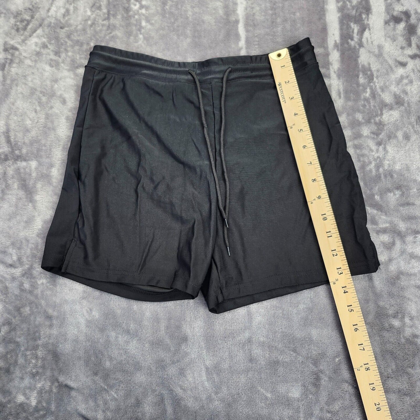 Mens Black Athletic Workout Shorts with drawstring size Large