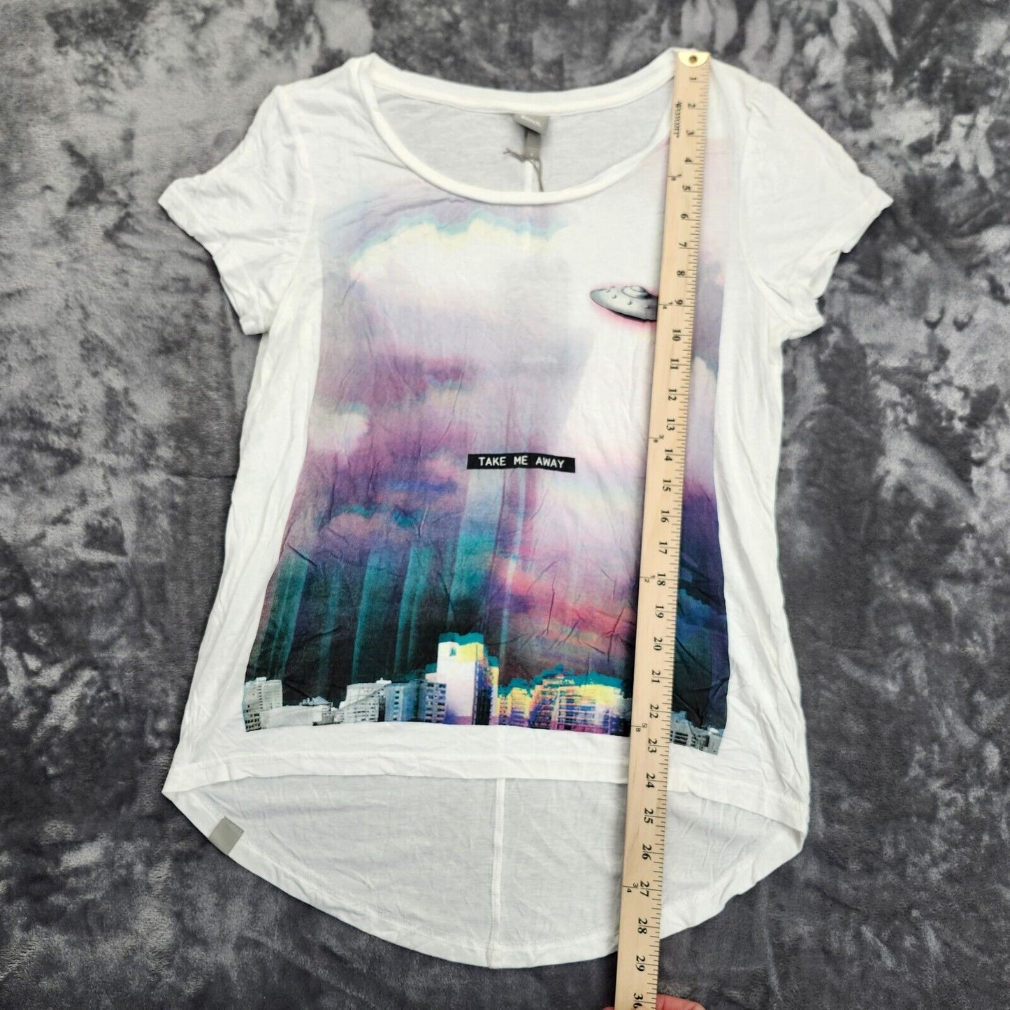 Bench Urban Wear Womens Cap sleeve Graphic T-Shirt UFO over City Size Small