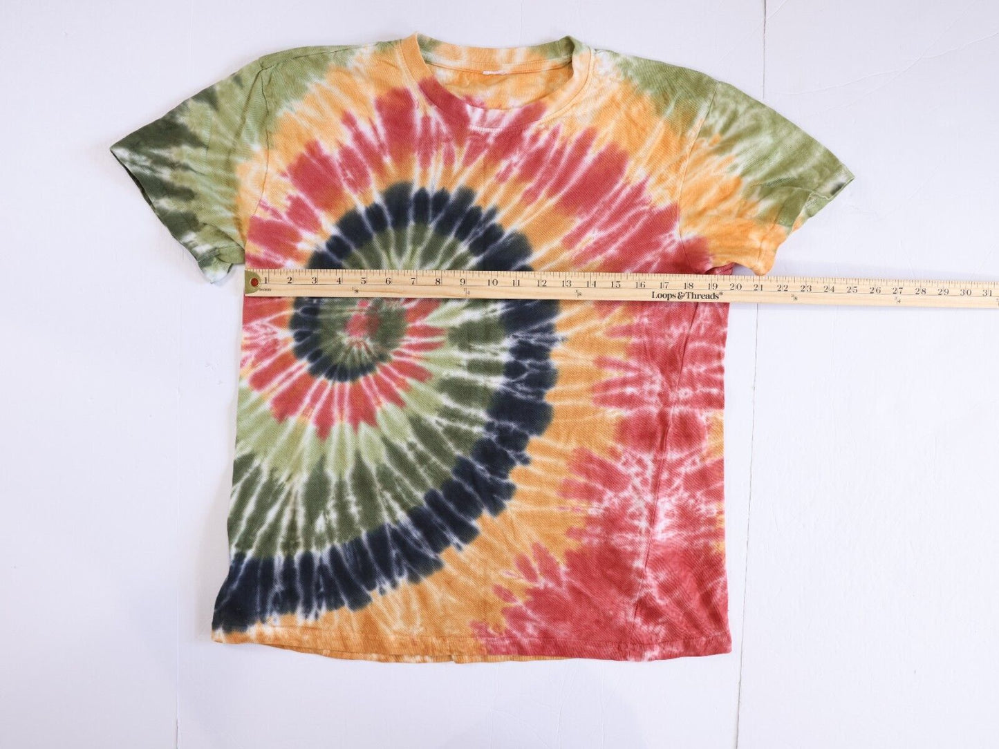 spirit Halloween Orange and Green Tie-Dye T Shirt Size Small