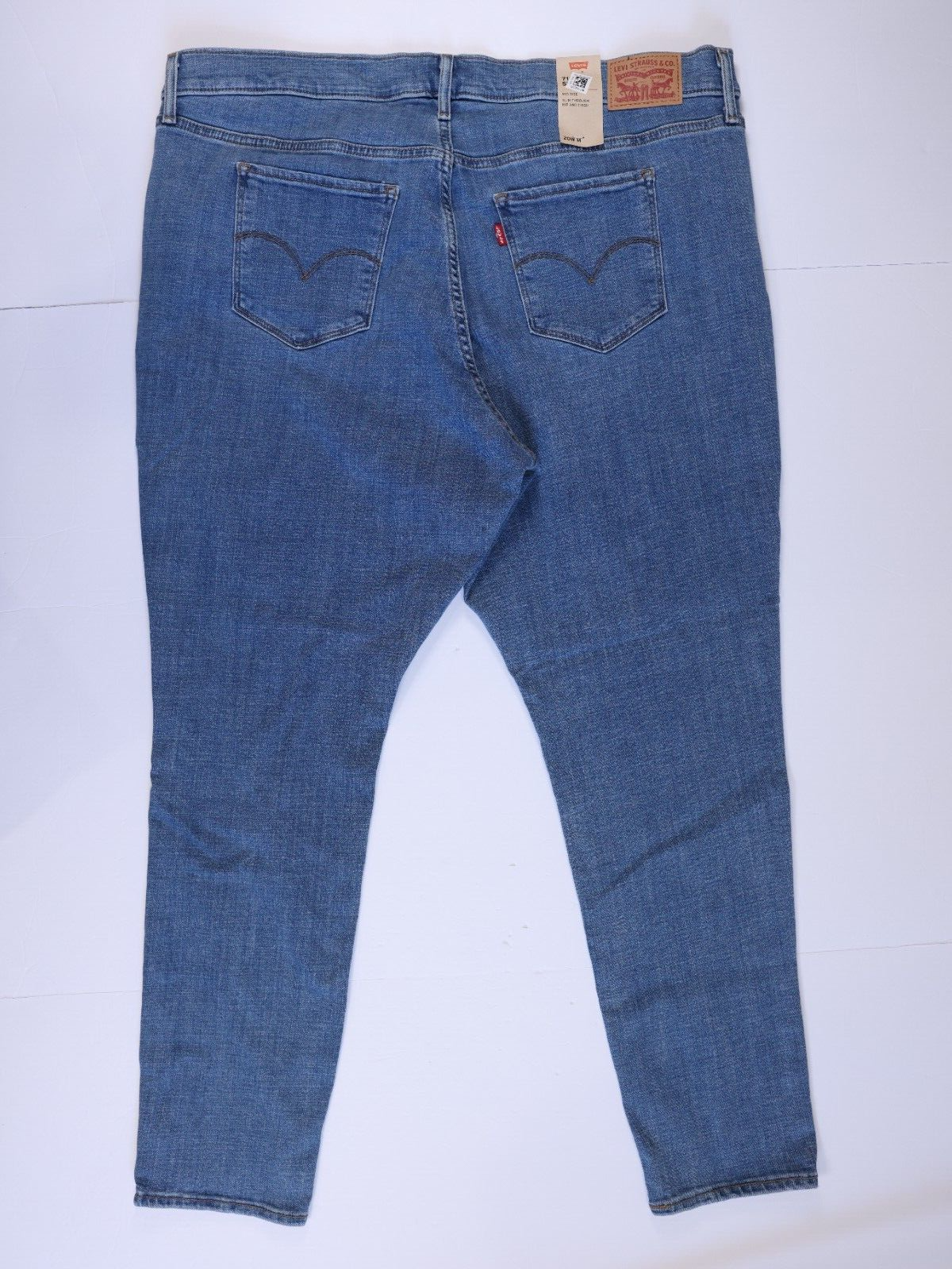 Levis 711 Womens Skinny Mid Rise Slim Through the Hid and Thigh Denim 20W