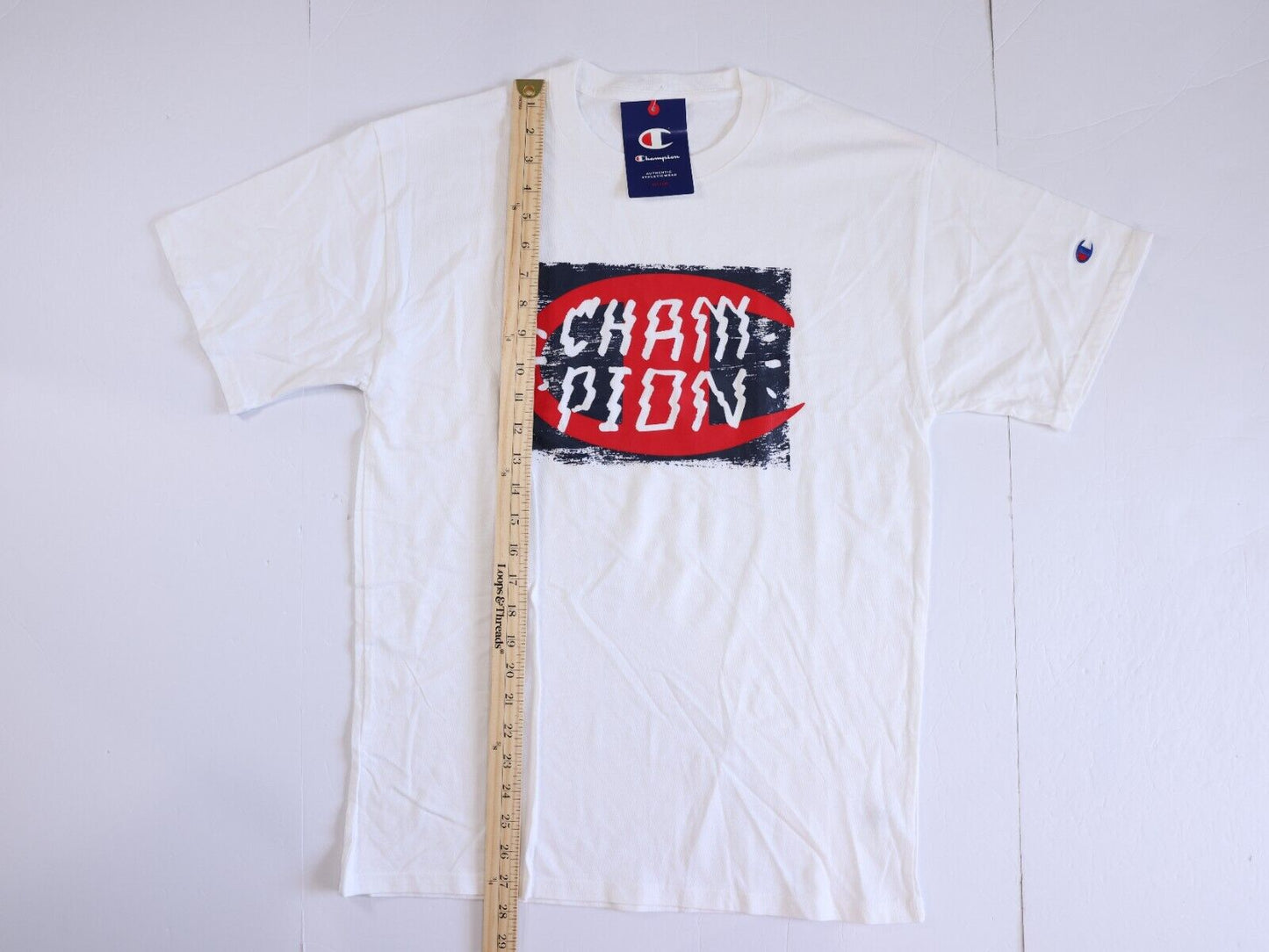 Champion NWT Men’s Size M Classic White 100% Cotton Graphic Logo T-Shirt Tee