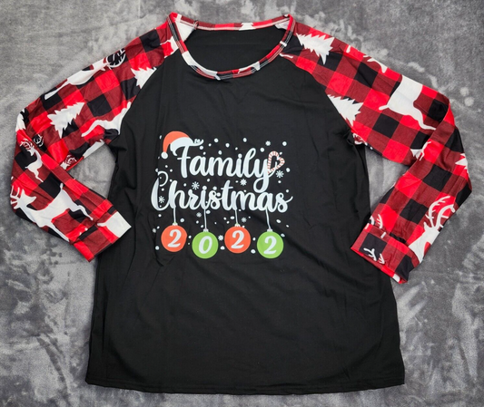 Unisex Merry Christmas 2022 Plaid Pajamas for Family Large