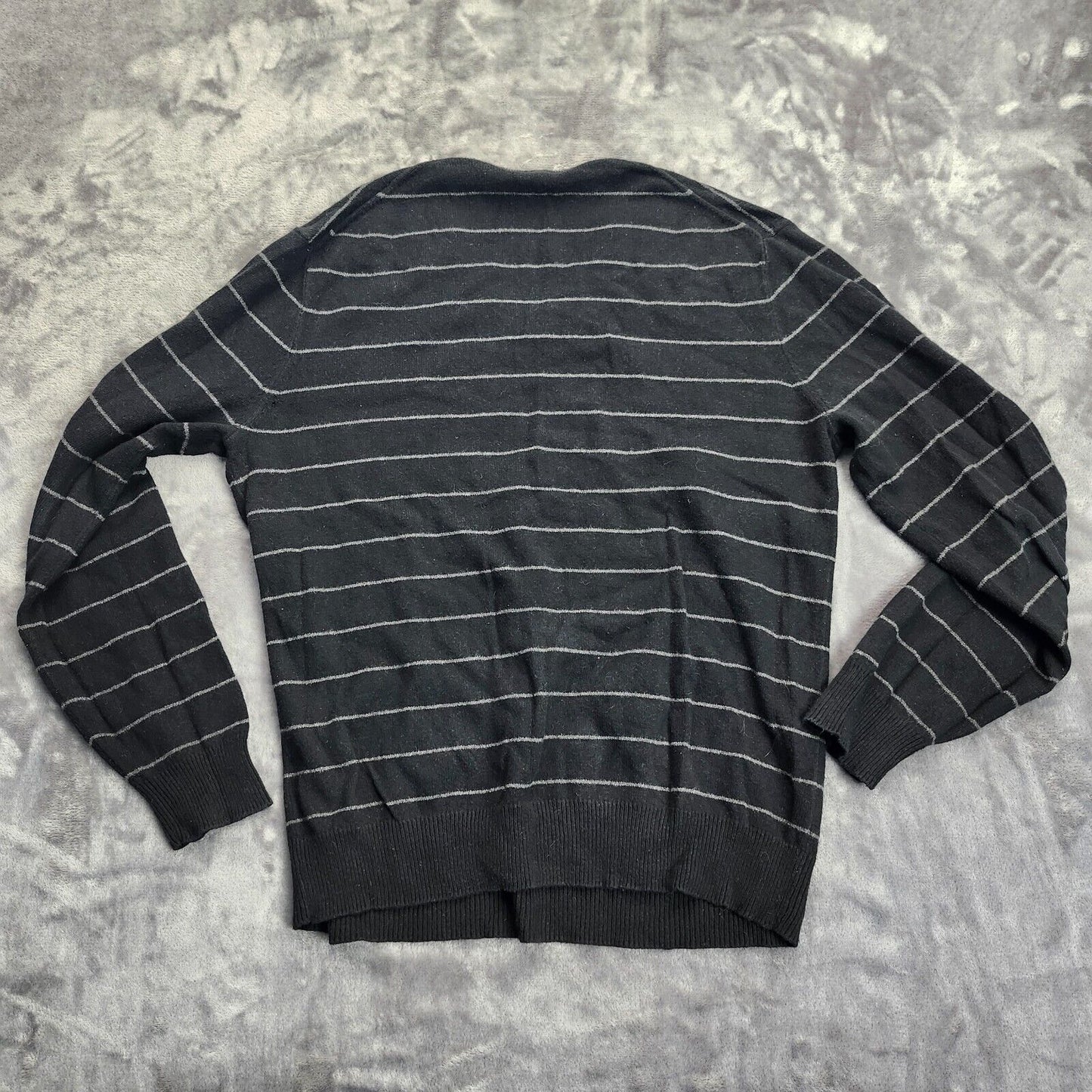 J. Crew V-Neck Cashmere Blend Men's Sweater Charcoal Grey Stripes Medium