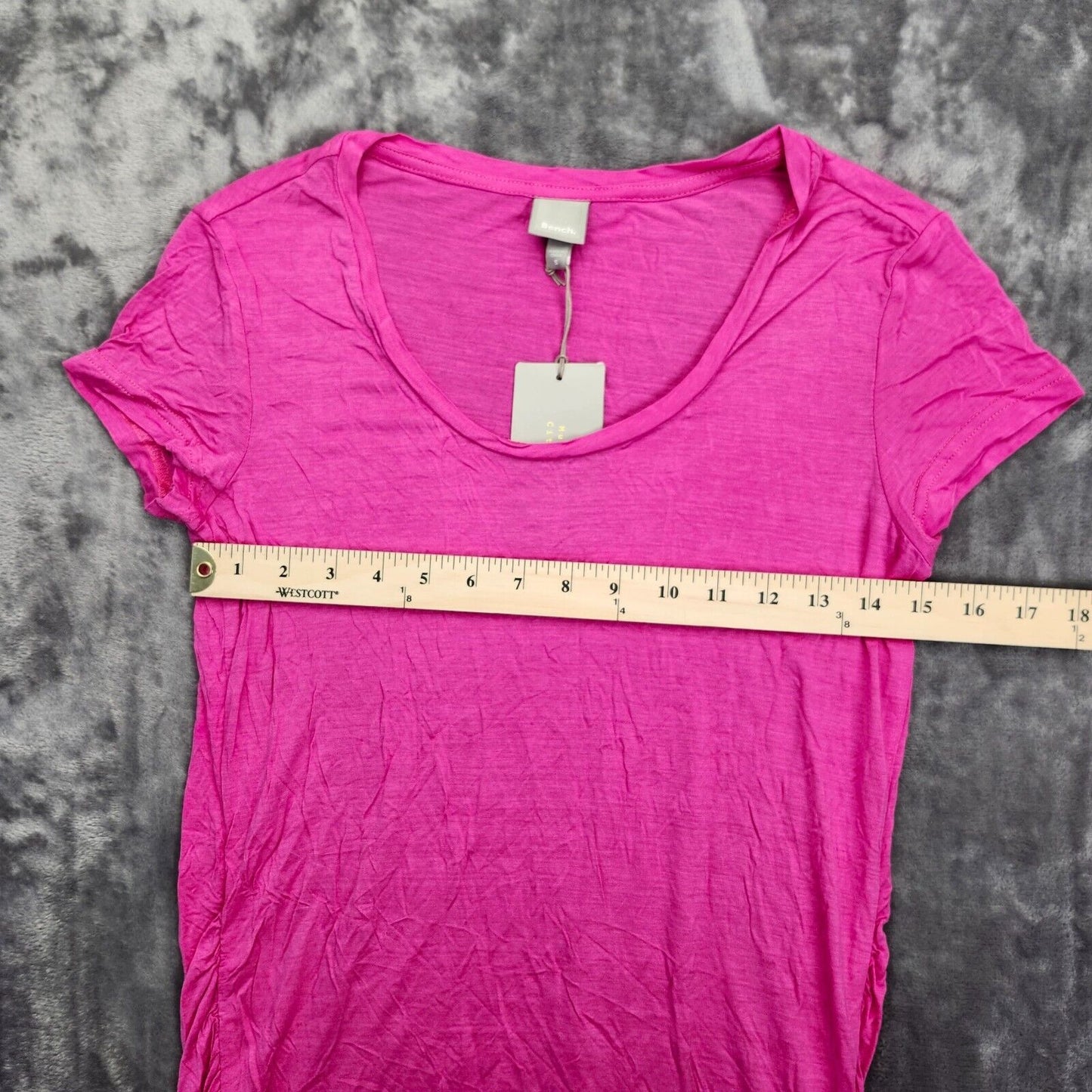 Bench Urban Wear Womens Cap sleeve With long torso Bright Pink T-Shirt Size SM