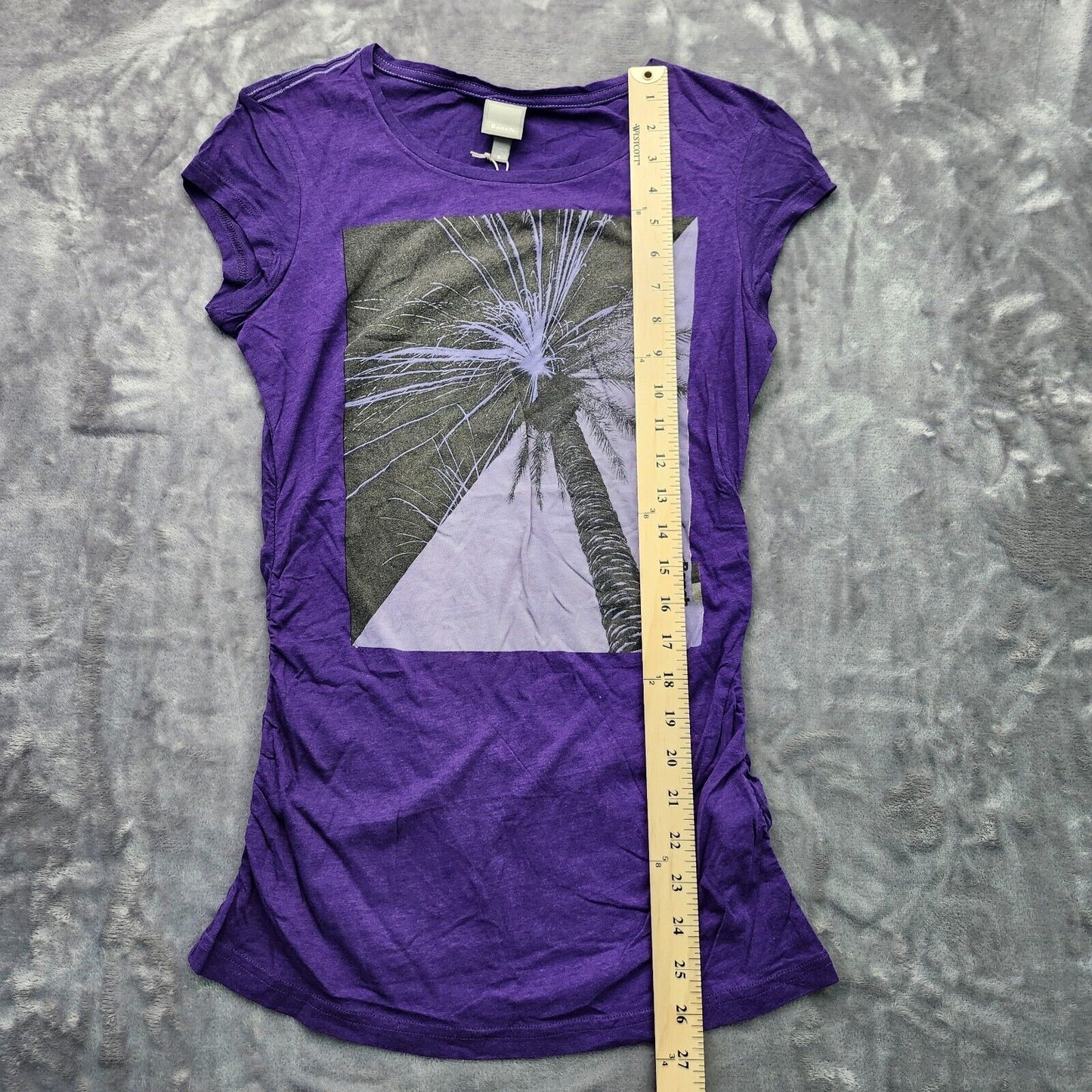 Bench Urban Wear Womens Graphic T-Shirt cap sleeve Size Small Purple