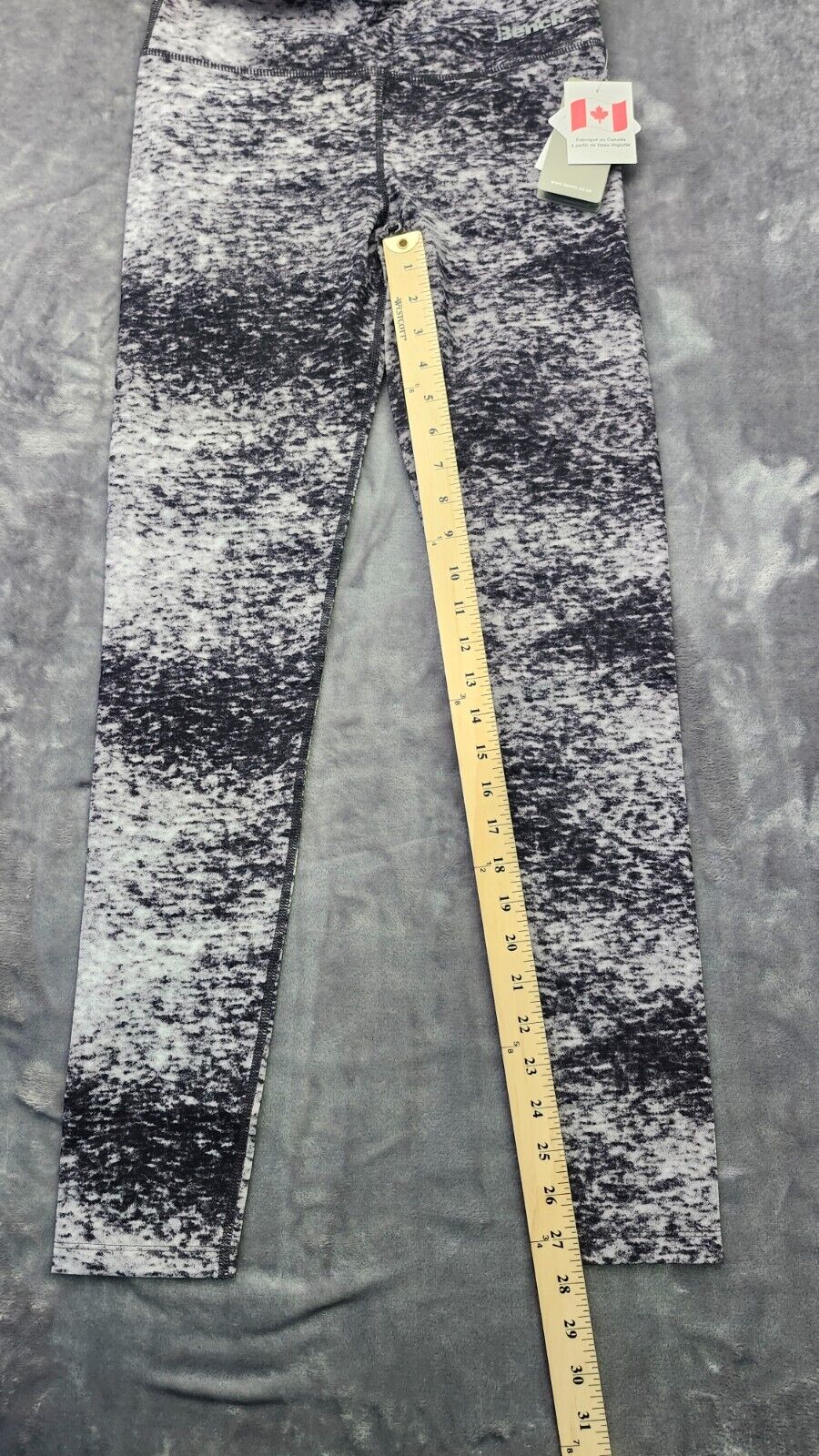 NWT Bench Urban Wear Womens Yoga pants Size Medium BLK/WHT