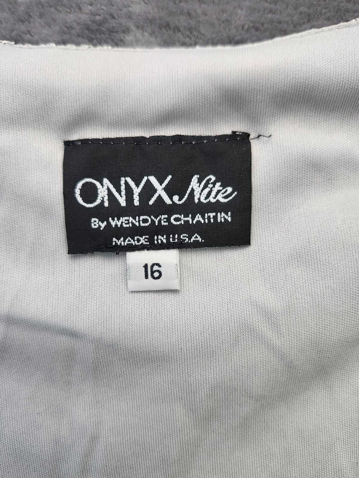 ONYX Nite by Wendye Chaitin womens Silver dress shirt Size 16