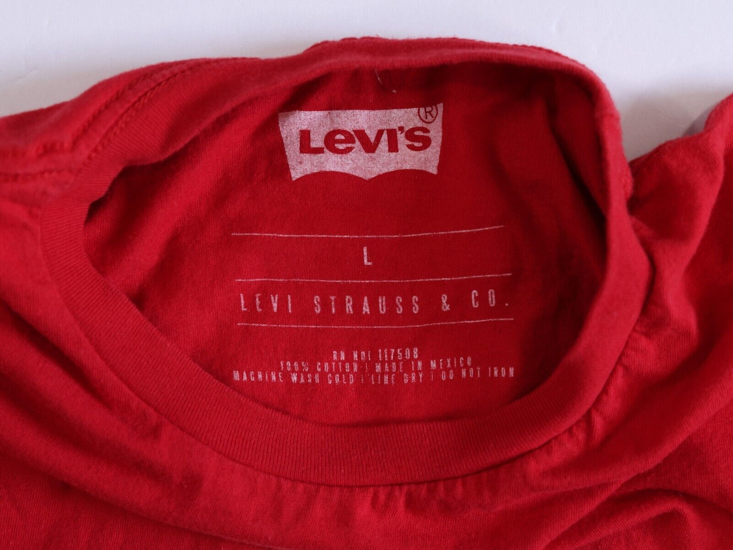 Levi Strauss & Co. Shirt Men's Large RED Graphic Tee Original Riveted