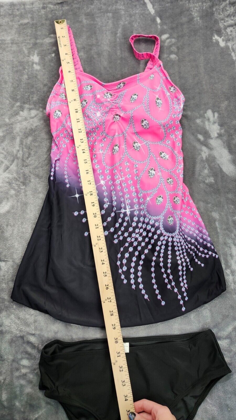 Women's 2 Pcs Swimsuit, Tankini Pink with Jewels Size Medium