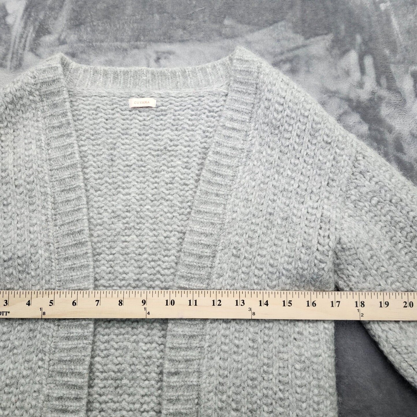 Cuyana Gray Oversized Alpaca Cardigan One Size sweater