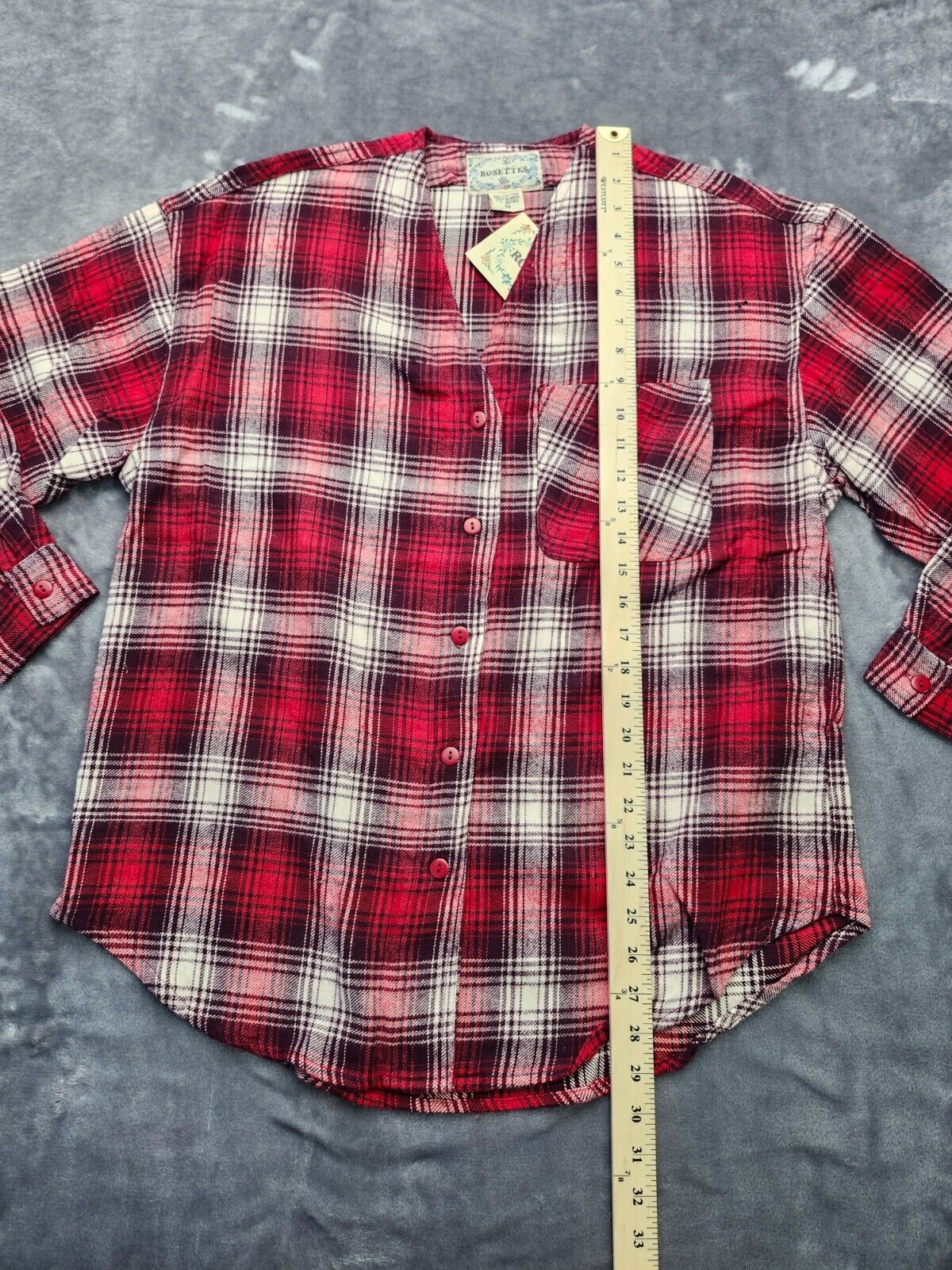 Rosettes Long Sleeve Button Up Flannel Women's Medium Plaid Red