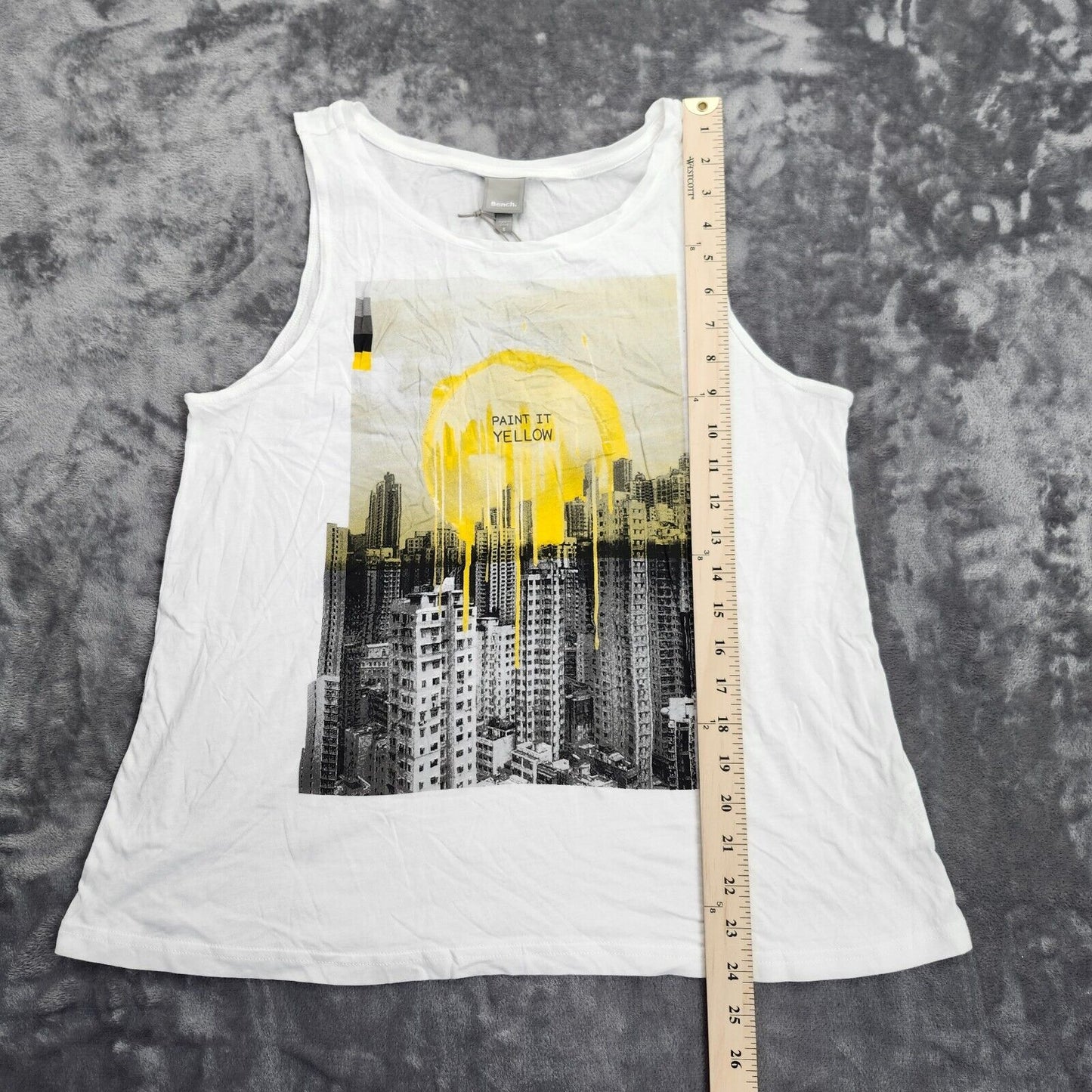 NWT Bench Urban Wear Womens Graphic Tank Top SM