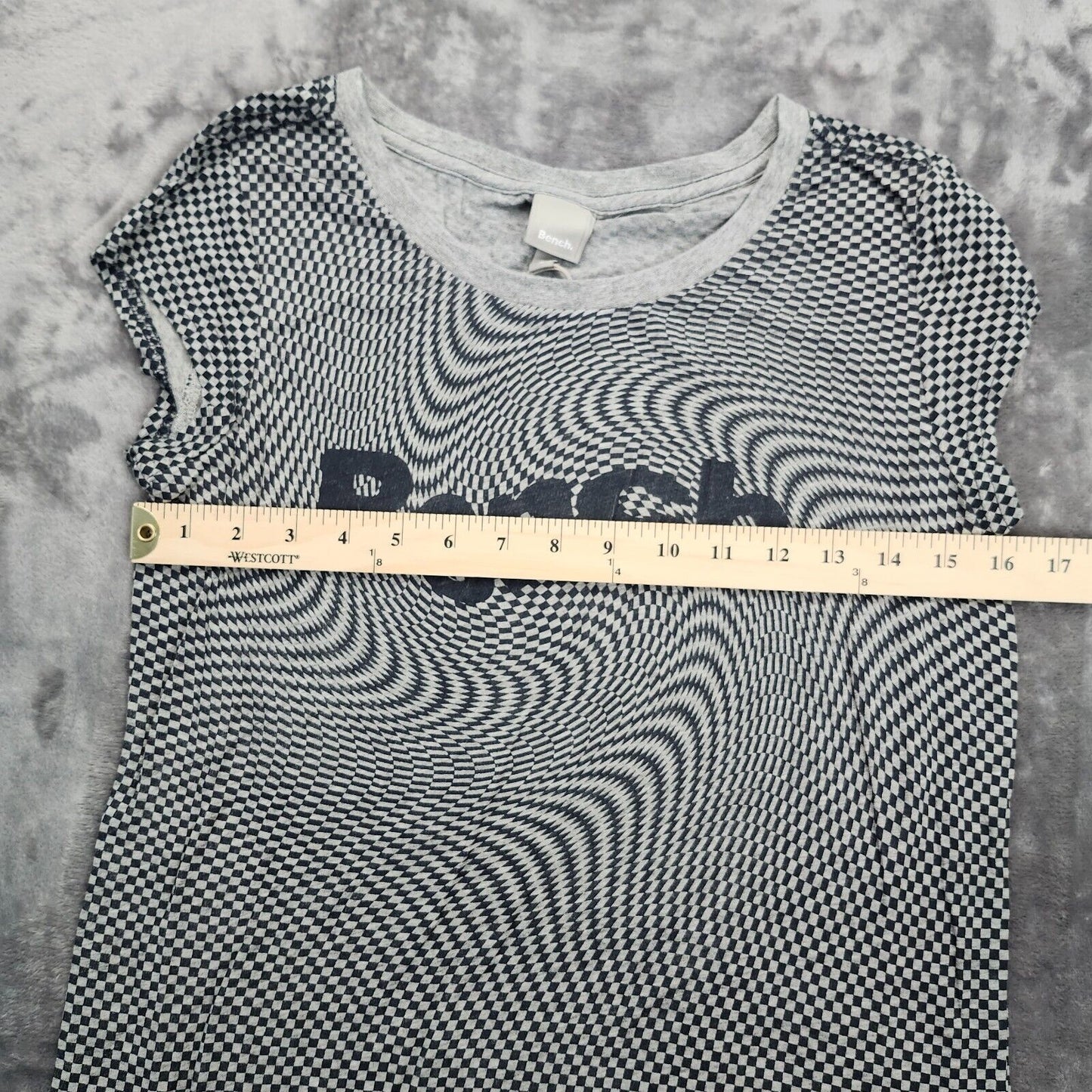 Bench Urban Wear Womens Cap sleeve fun print T-Shirt Size Grey Small