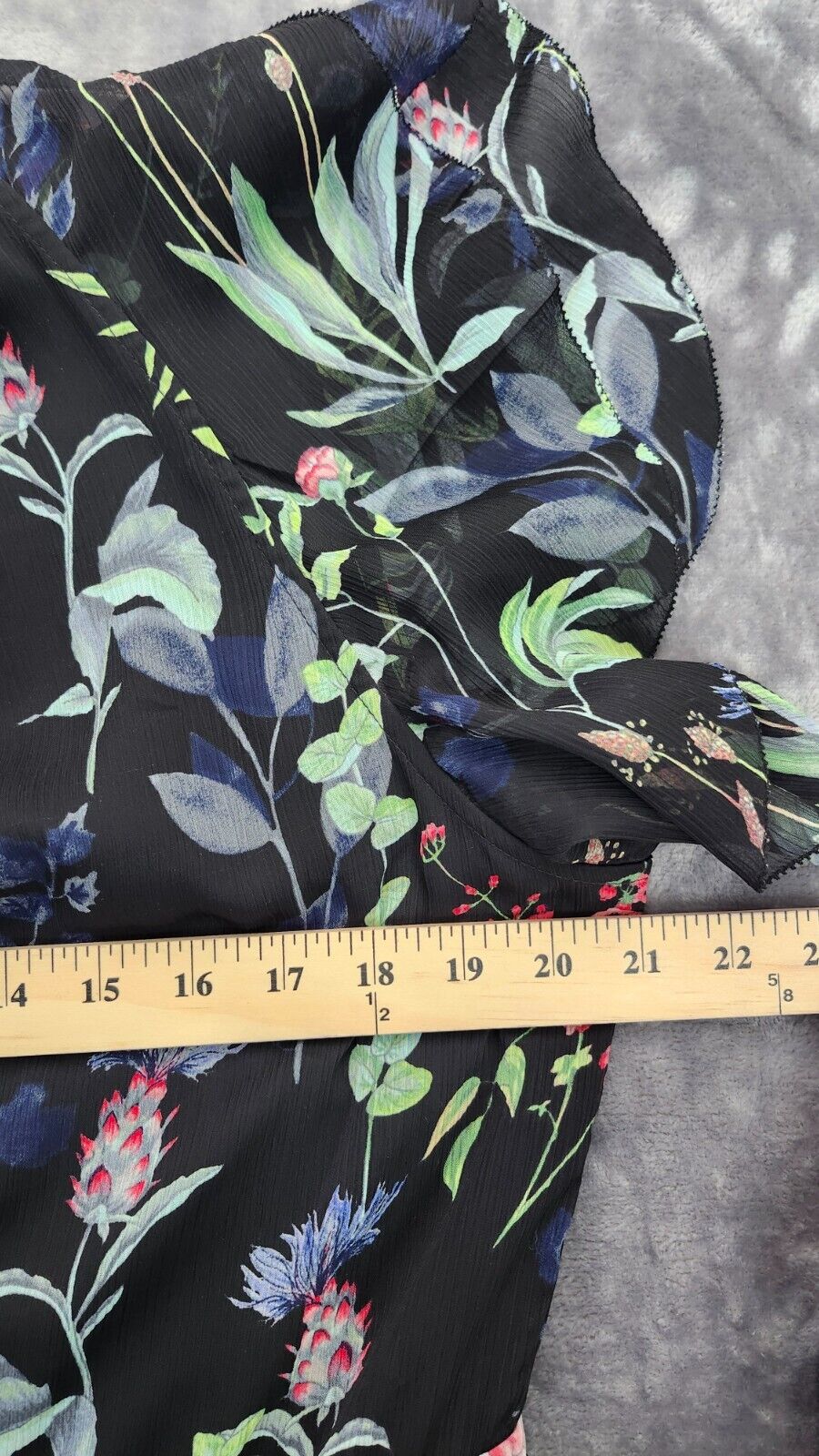 Tommy Hilfiger Women's Floral and Navy Maxi Dress With Flutter Sleeves Size 16