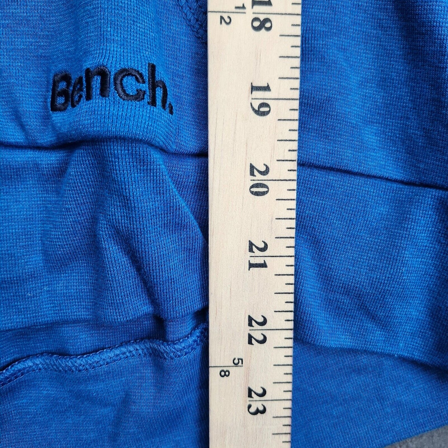 Bench Urbanwear Mens Blue T-Shirt Hoodie Size small