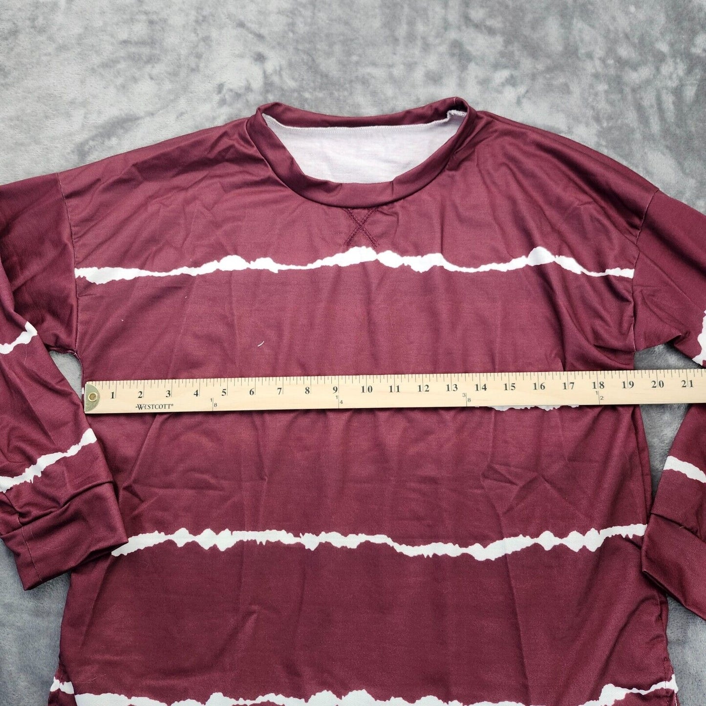 Women's Long Sleeve V-neck Zipper Blouse with Stripes Maroon Medium