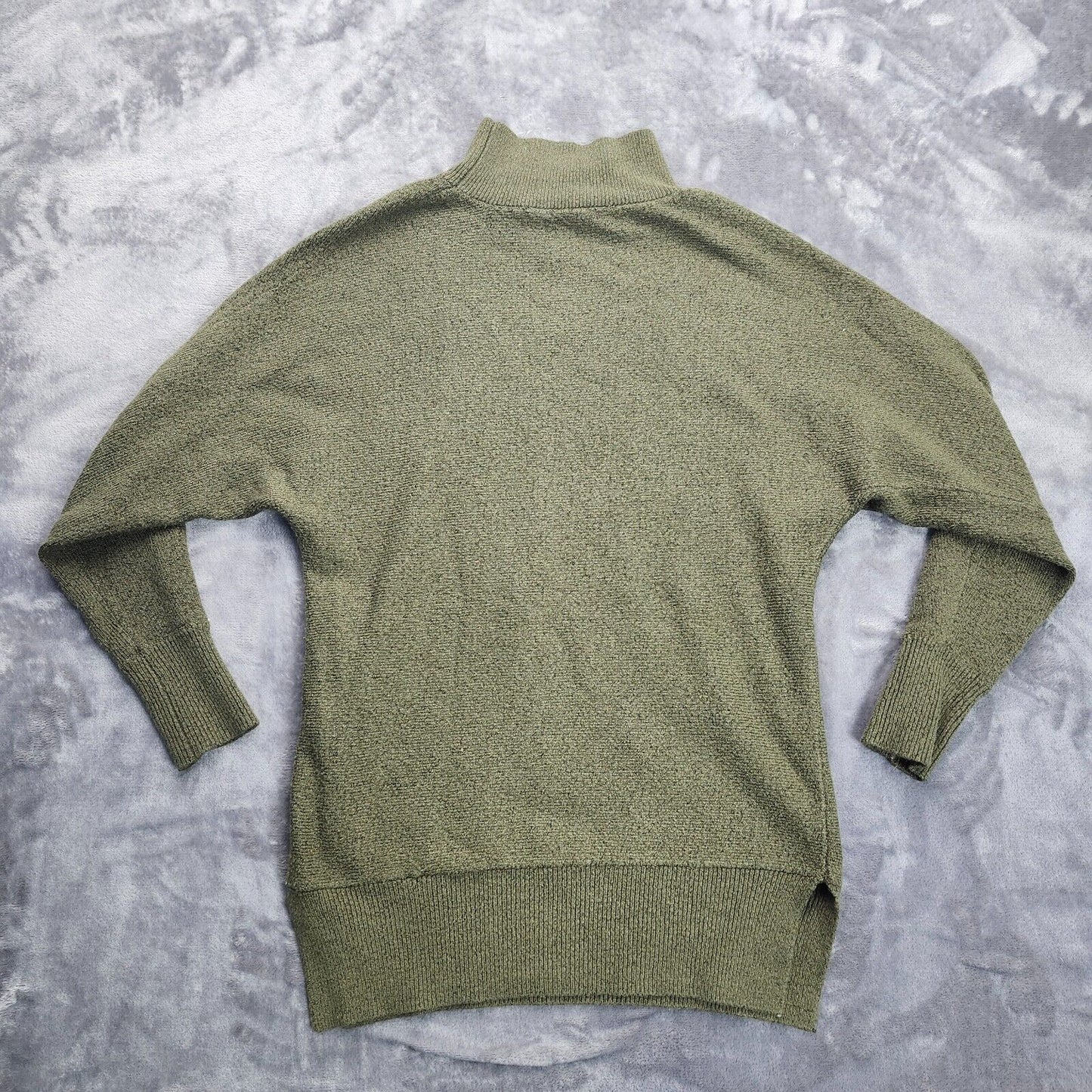 magaschoni olive green ladies turtleneck tigh knit sweater size XS