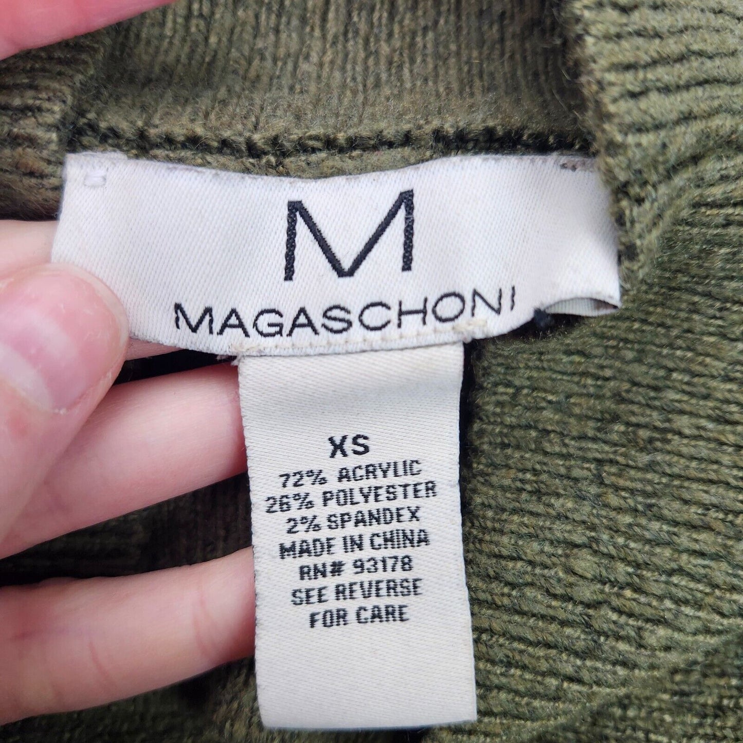 magaschoni olive green ladies turtleneck tigh knit sweater size XS