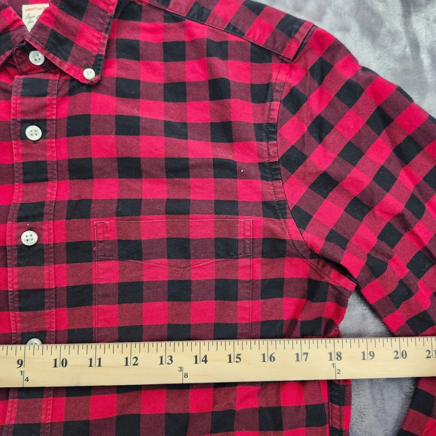 J Crew Mens Red and Black Check Oxford Button-Down Shirt Vintage Slim Fit Small